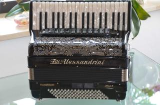 Neu Alessandrini italien. Piano Akkordeon 96Bass