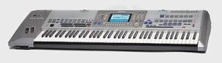 Keyboard Yamaha 9000PRO