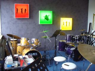 Musikschule DRUM-WORKSHOP  Drumset-Gitarre-Klavier-Bass-Sax