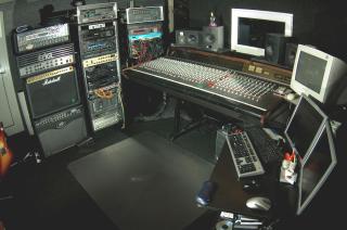 EMPIRE STUDIOS