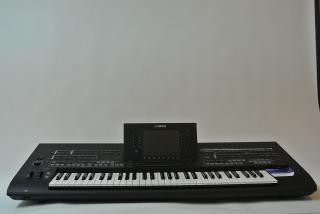 Yamaha Tyros 4 Black Edition Limited