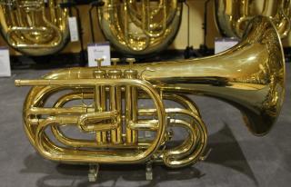 Dynasty U.S.A. Basstrompete / Bassflügelhorn in Bb inkl. Koffer