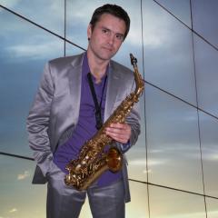 Profi-Saxophonist mit exklusiven Repertoire für Ihr Event