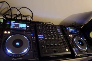 2 x Pioneer CDJ2020 & DJM 900 NEXUS