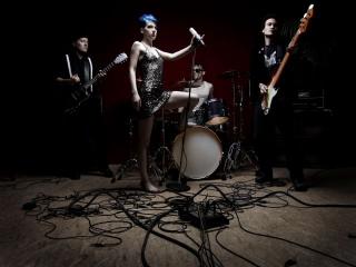 Hotelzimmer Inferno sucht Gitarrist