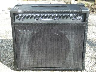 Suche Line 6 DL 4  oder anderen looper