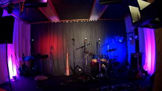 Proberaumvermietung in Bergisch Gladbach: Perfekte Räumlichkeiten für deine Musik mit Bühne